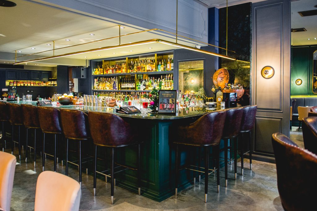 Vesper Cocktail Bar